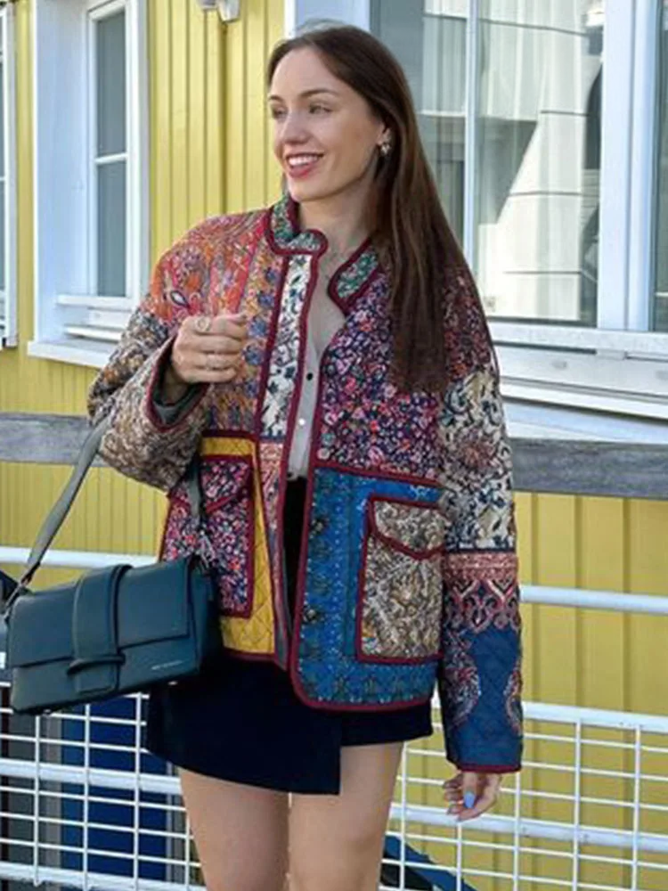Lillymoda | Brianna - Mantel mit Blumenmuster und Aufgesetzten Taschen