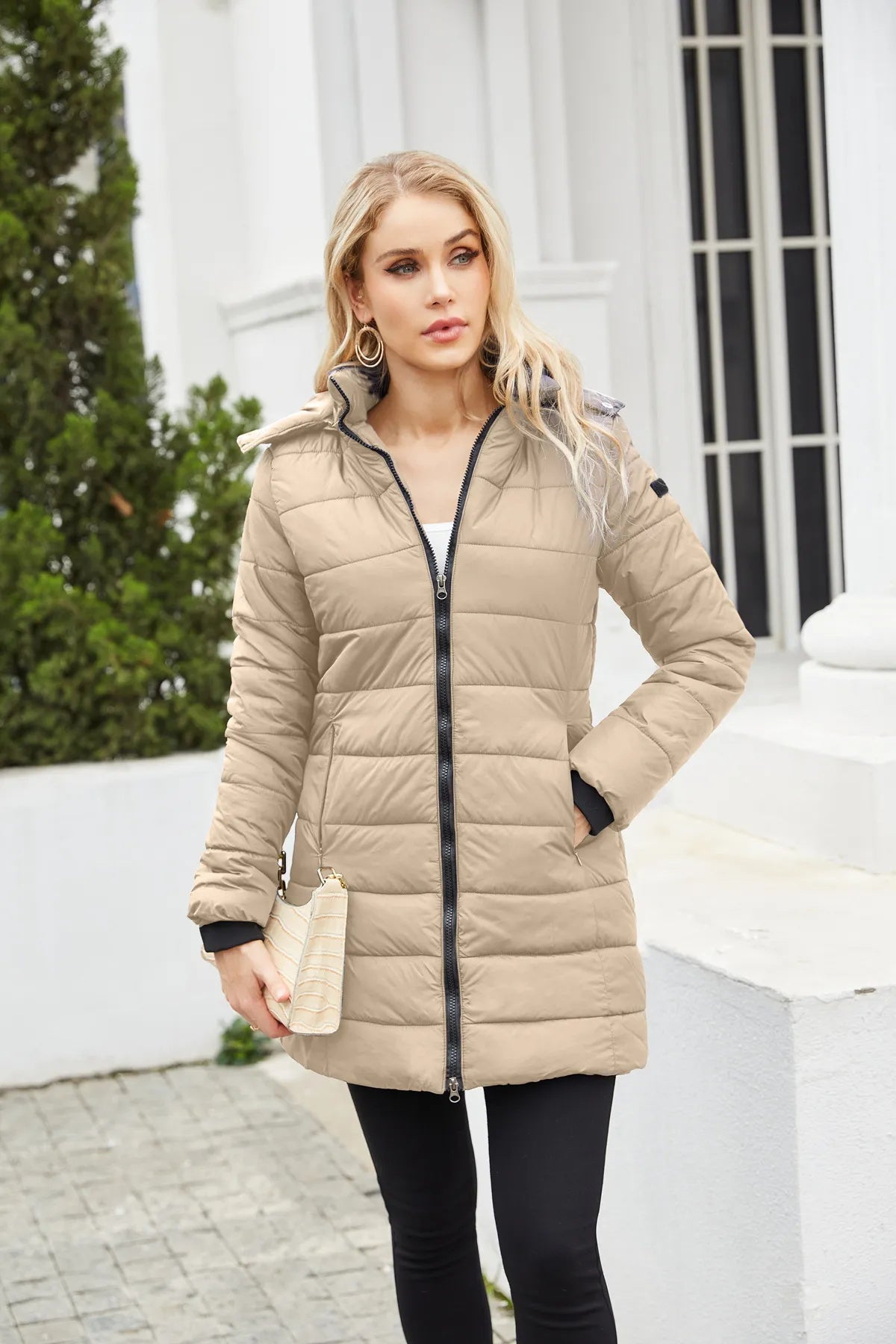 Lillymoda | Claire – Maßgeschneiderter, wattierter Wintermantel mit Kapuze