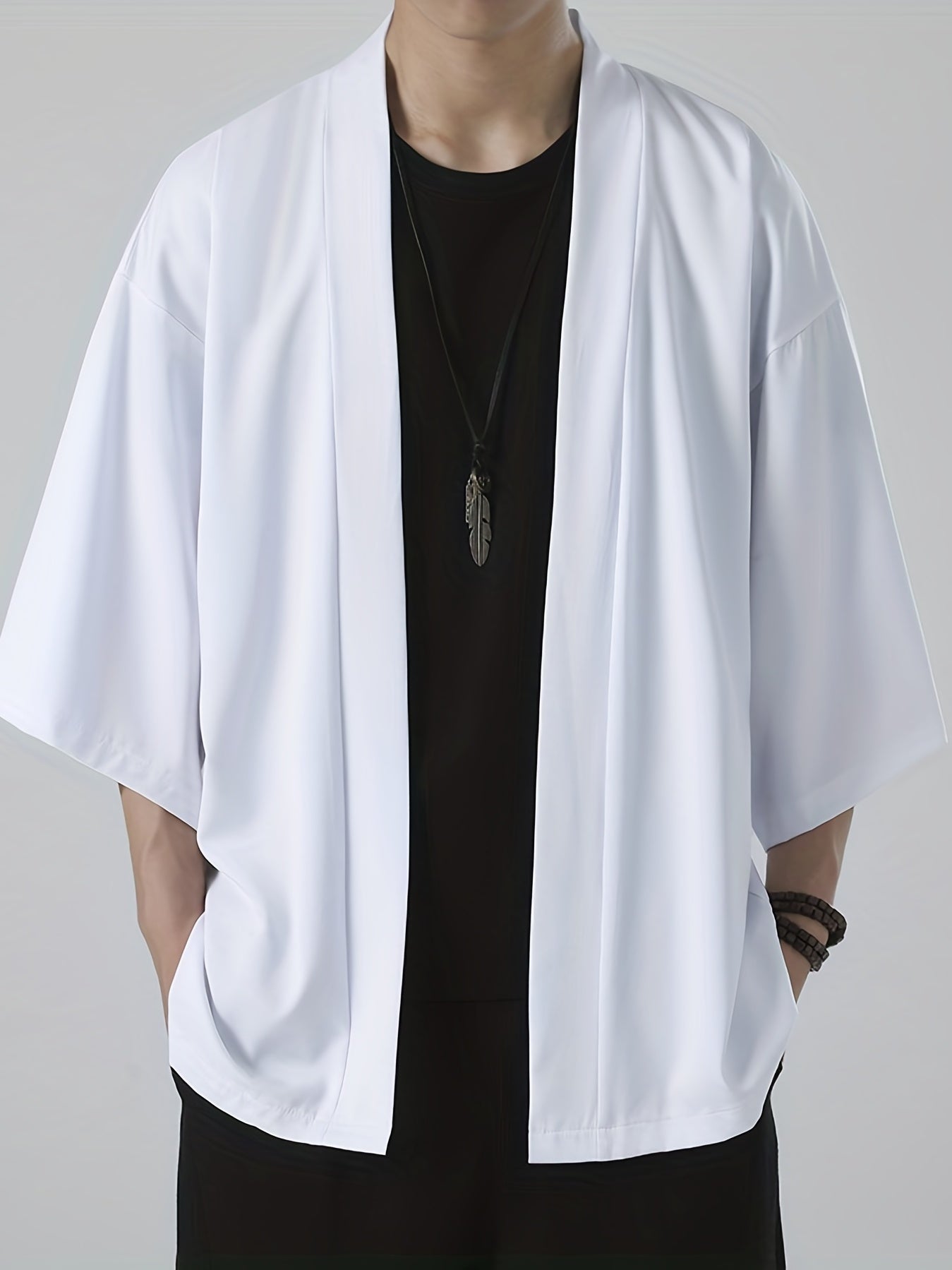 Sabatino - Schwarzer Kimono im Japanischer Stil