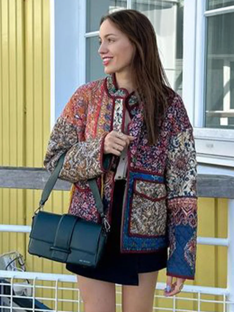 Lillymoda | Brianna - Mantel mit Blumenmuster und Aufgesetzten Taschen