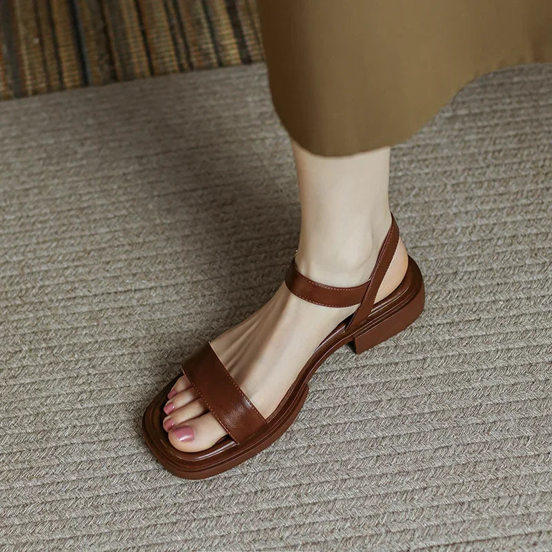 Ashlyn - Sandalen mit niedrigem Absatz