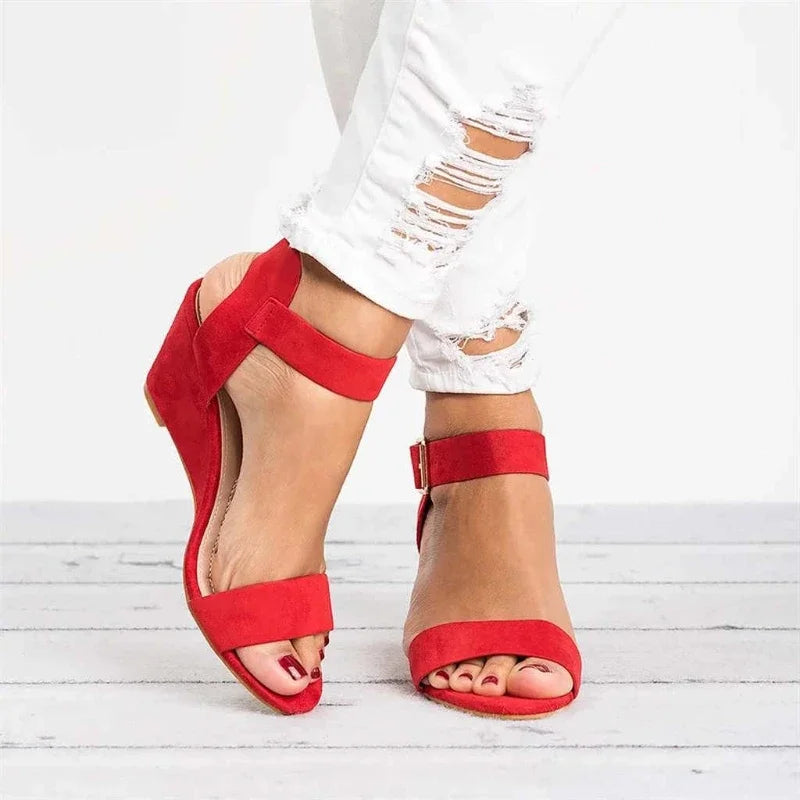 Helga - Bonbonfarben Modische Damensandalen mit Schnalle