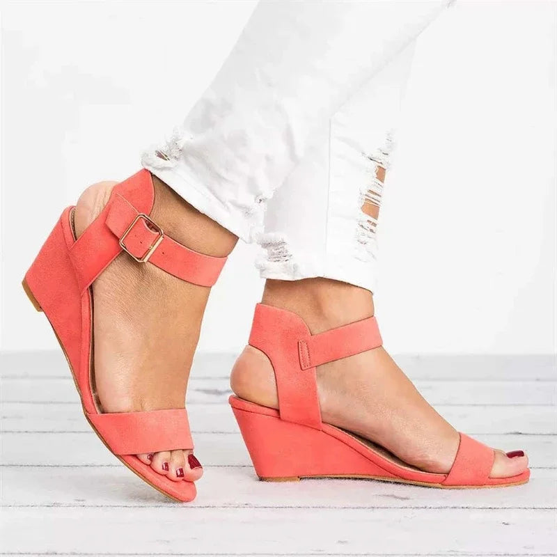 Helga - Bonbonfarben Modische Damensandalen mit Schnalle