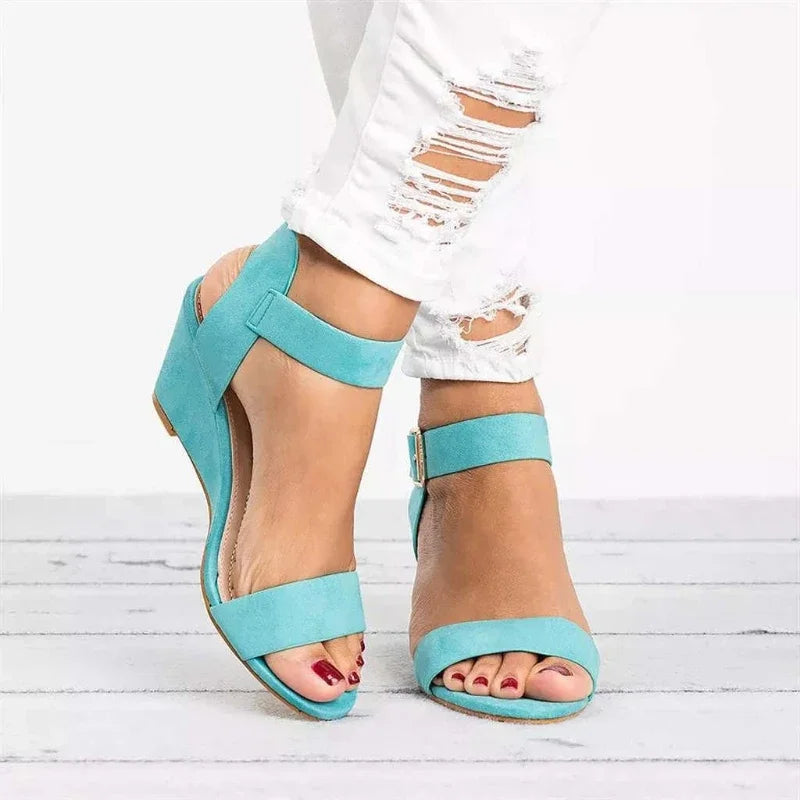 Helga - Bonbonfarben Modische Damensandalen mit Schnalle
