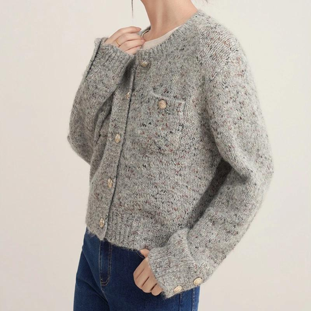 Brigitte Strickjacke | Klassische Strickjacke mit Knopfverschluss für den lässigen Look