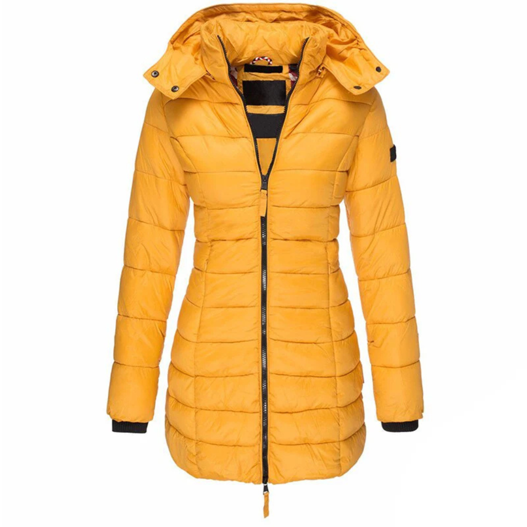 Mayla Jacke | Die beste und kuscheligste Daunenjacke mit Kapuze und Reißverschluss