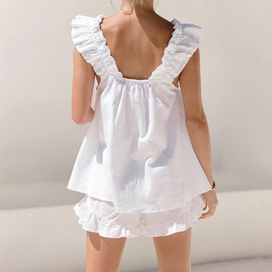 Lena Zweiteiliges Set | Schickes ärmelloses Top mit Rüschen an der Schulter und Shorts aus Baumwollleinen