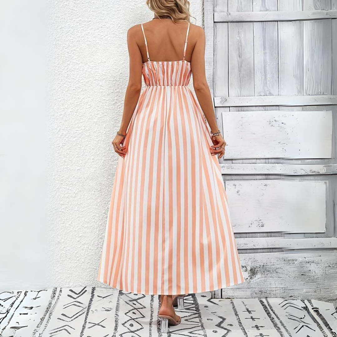 Marta Kleid | Meeresufer Eleganz: Schickes gestreiftes Sommerkleid