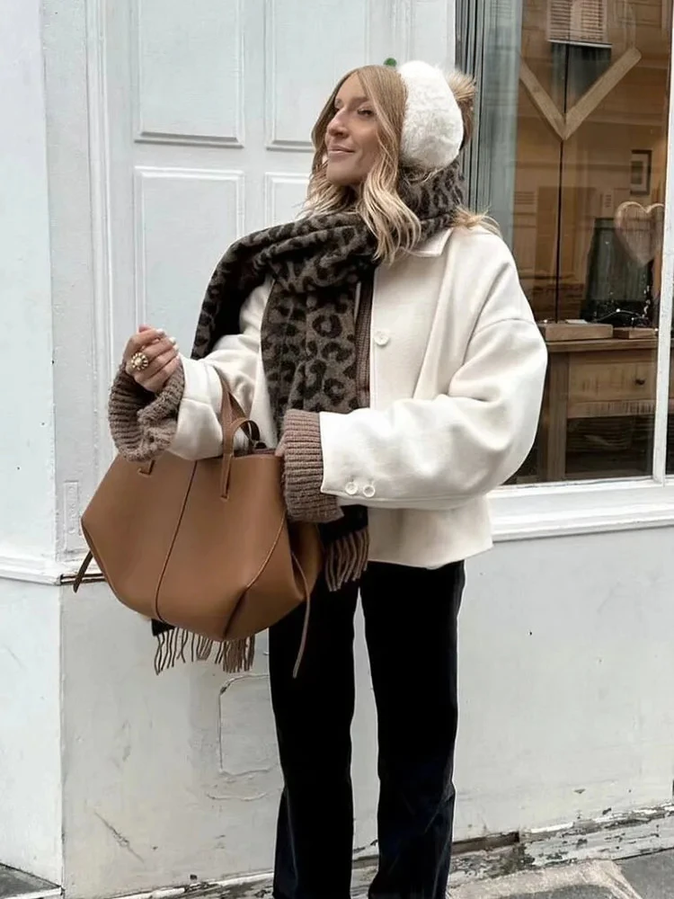 Lillymoda | Elianna - Einreihiger Mantel mit Knöpfen in Übergröße
