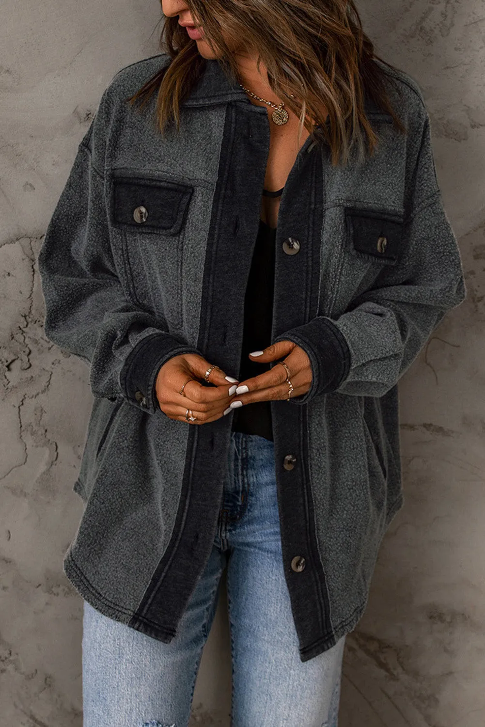 Elegante Jacke mit Kontrastdetails für den Winter