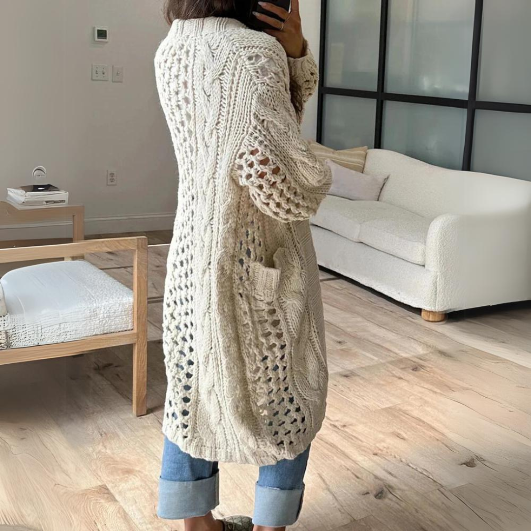Anna Strickjacke | Stylische V-Ausschnitt-Strickjacke mit Cut-Out-Design