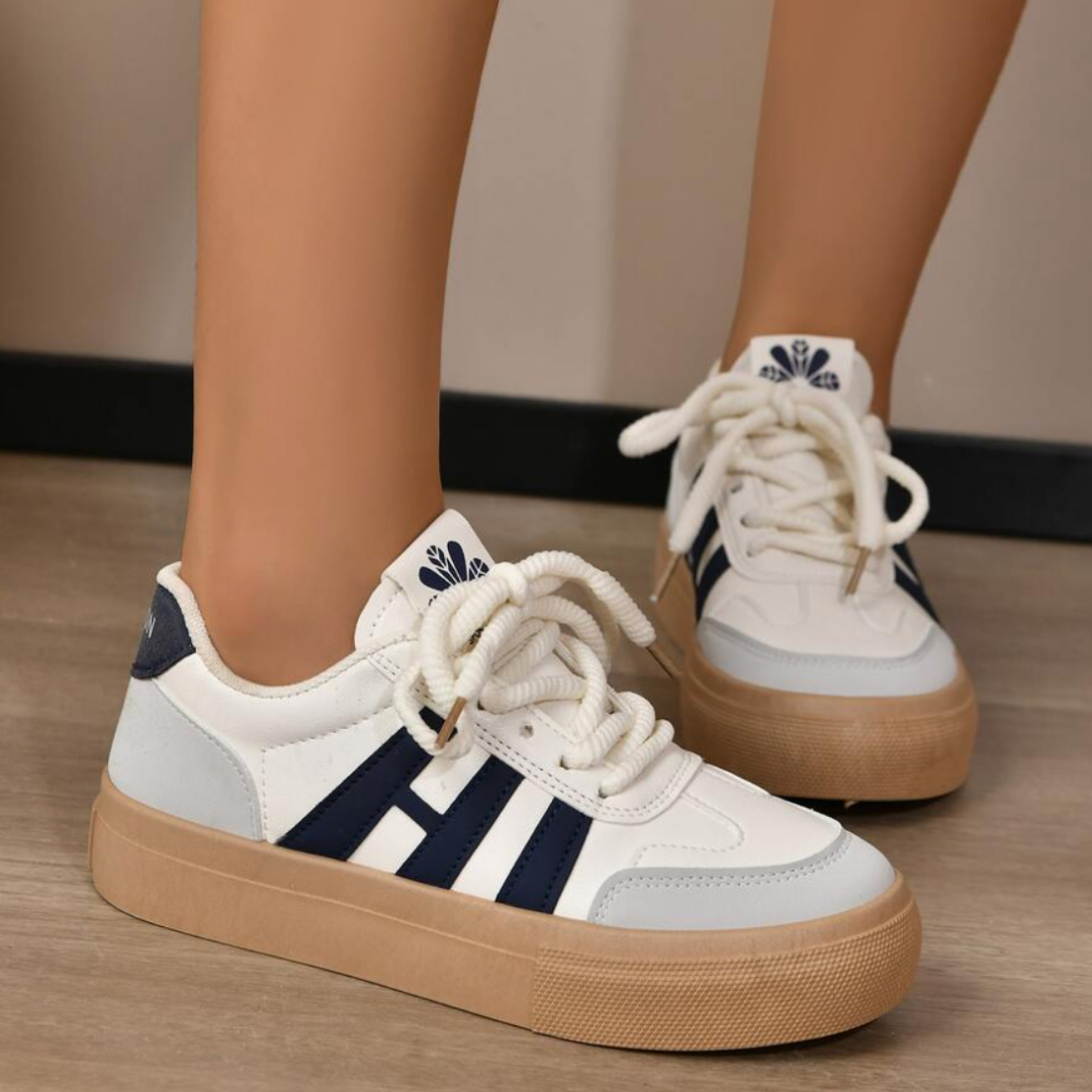 Zara Sneakers | Modische Frauenschuhe mit ergonomischem Fußbett