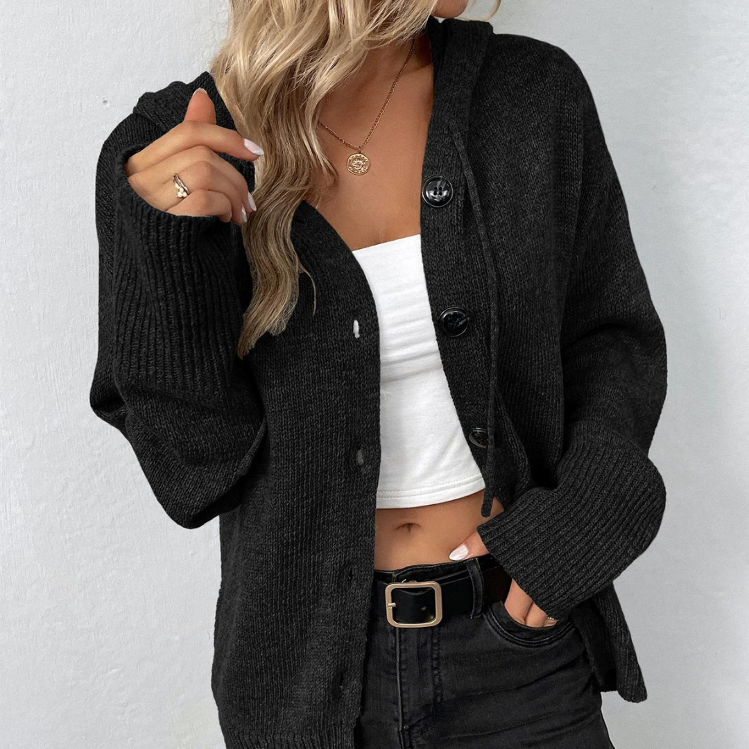 Lena Strickjacke | Klassische Kapuzen-Strickjacke mit Knopfleiste und langen Ärmeln
