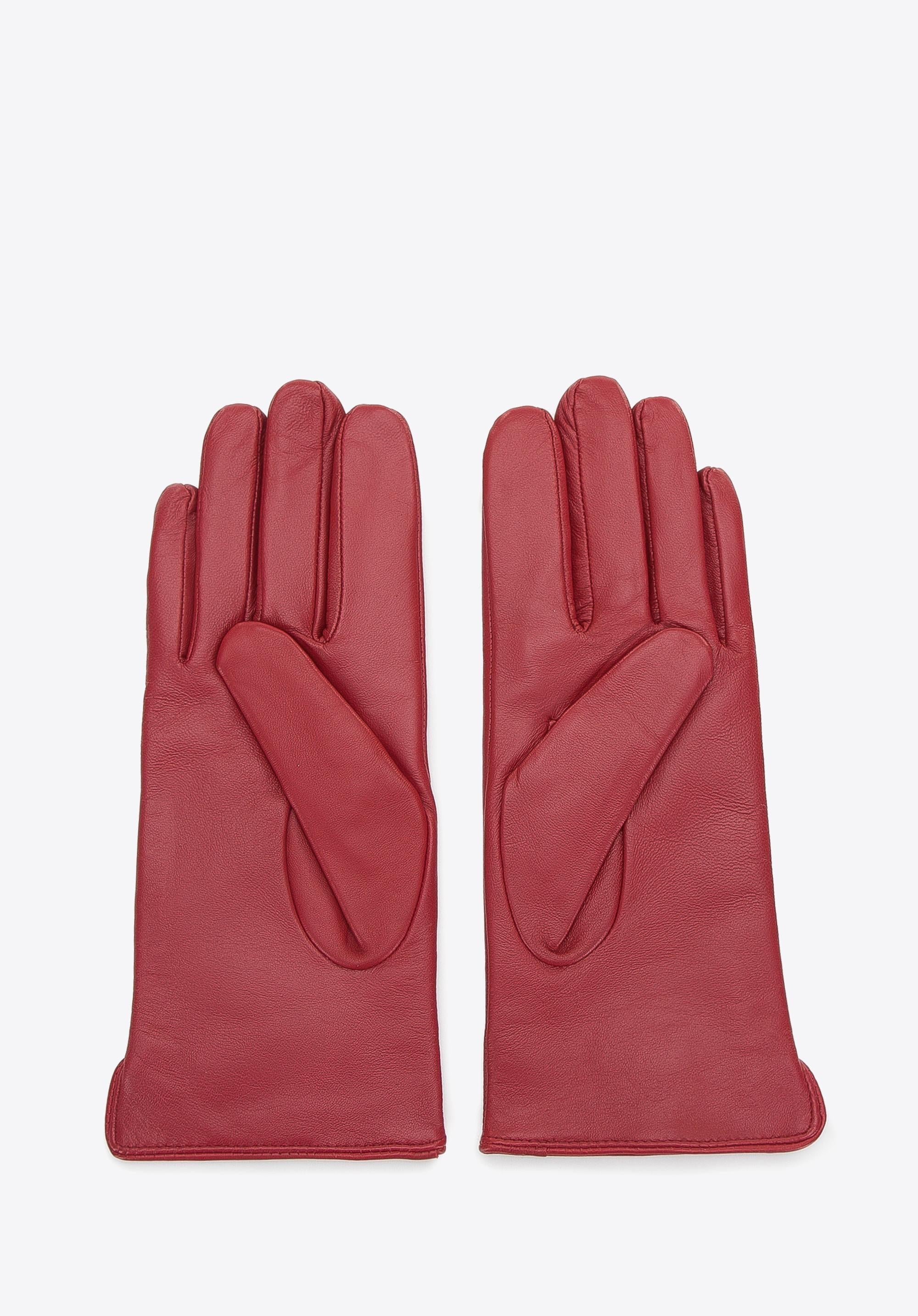 Handschuhe aus weichem Leder mit stilvollen dekorativen Nähten