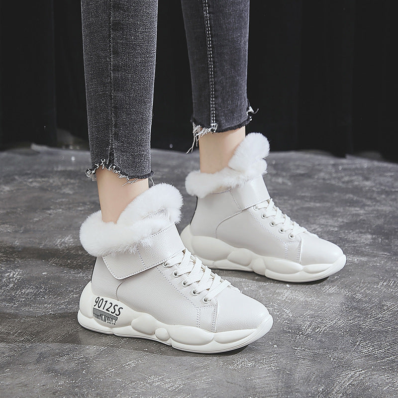 Winterfeste Schneestiefel: Stil & Komfort im Winter