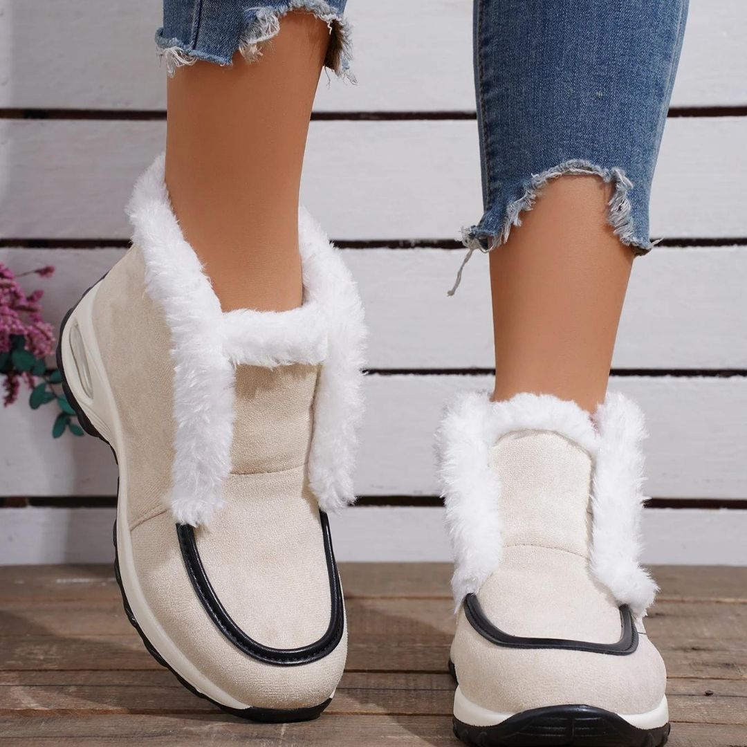 Wren - Elegante Gefütterte Stiefelette mit Kuscheldetail