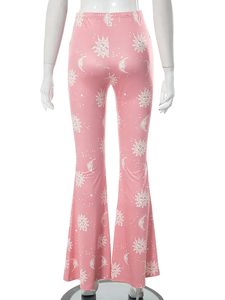 Isabeau – Rosa Schlaghose mit hoher Taille und Sternenhimmel-Sonnenmuster