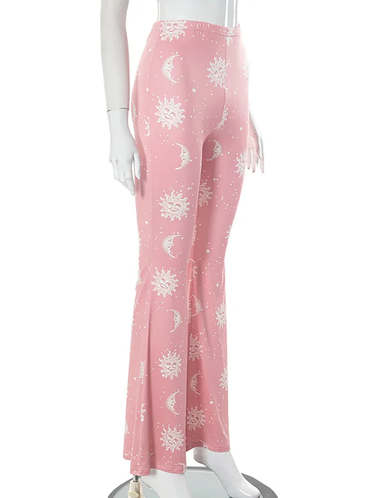 Isabeau – Rosa Schlaghose mit hoher Taille und Sternenhimmel-Sonnenmuster