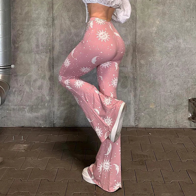 Isabeau – Rosa Schlaghose mit hoher Taille und Sternenhimmel-Sonnenmuster