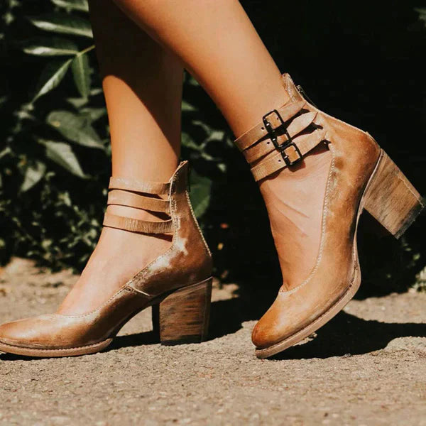 Pernilla - Stilvolle Pumps mit Knöchelriemen