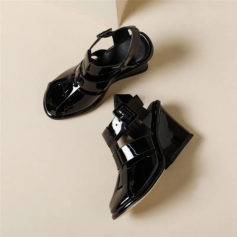 Quorra - Elegante Römerstil Gladiator Sandalen