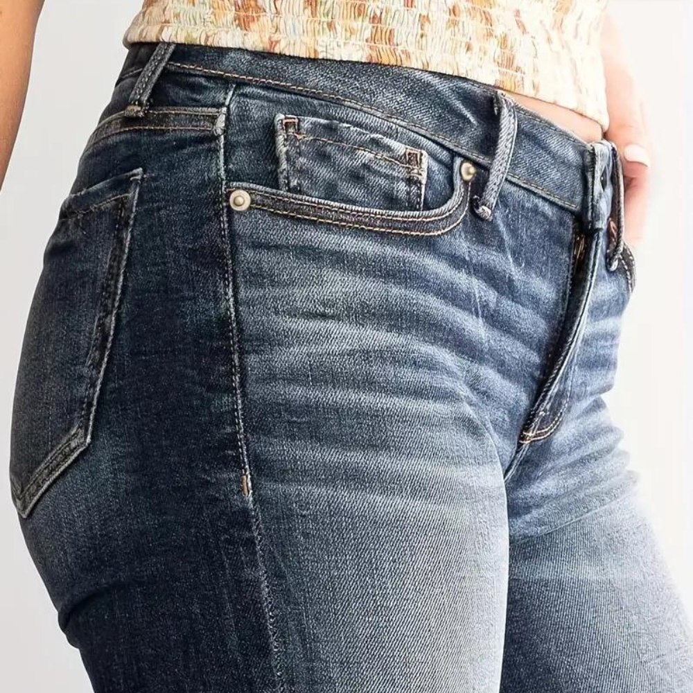 Irmina - Elegante Flared-Hose mit Stil