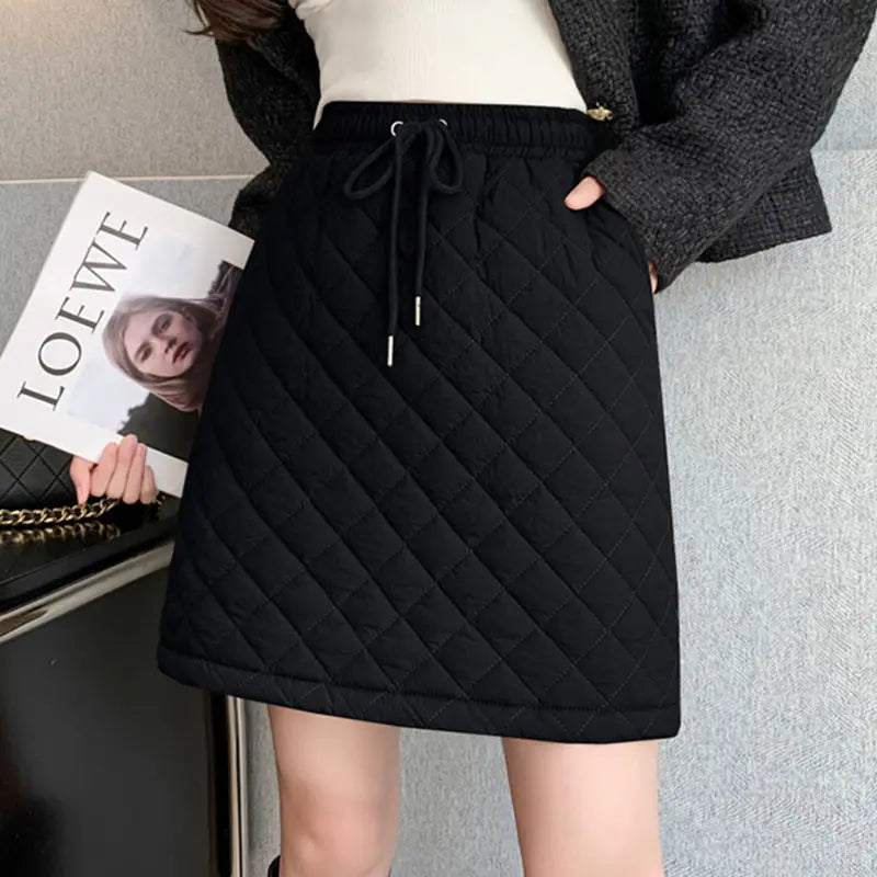 Samara - Rock mit hoher Taille und Spitze