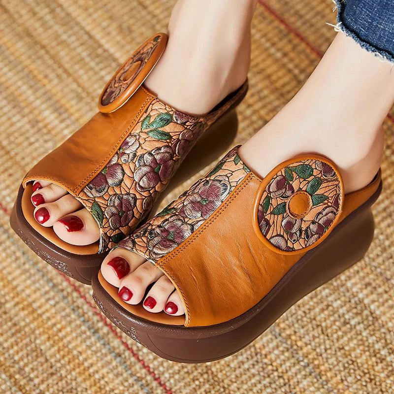 Ruth - Sandalen mit Keilabsatz und Echtleder