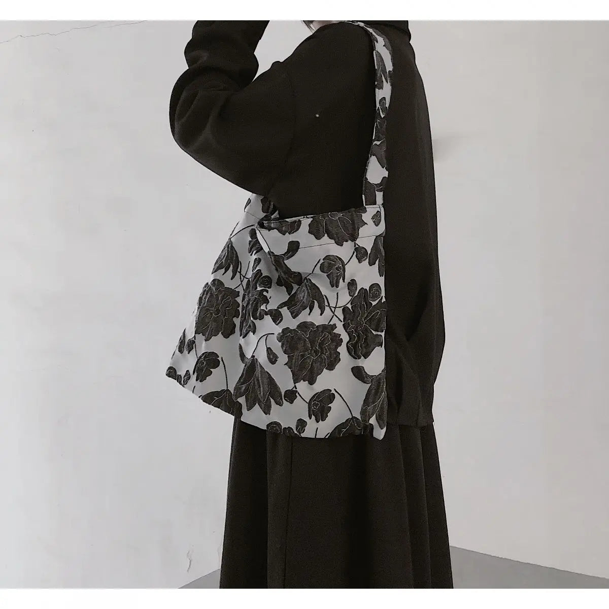 Floral bestickte Schultertasche – Vintage Shopper mit großer Kapazität - Wilma