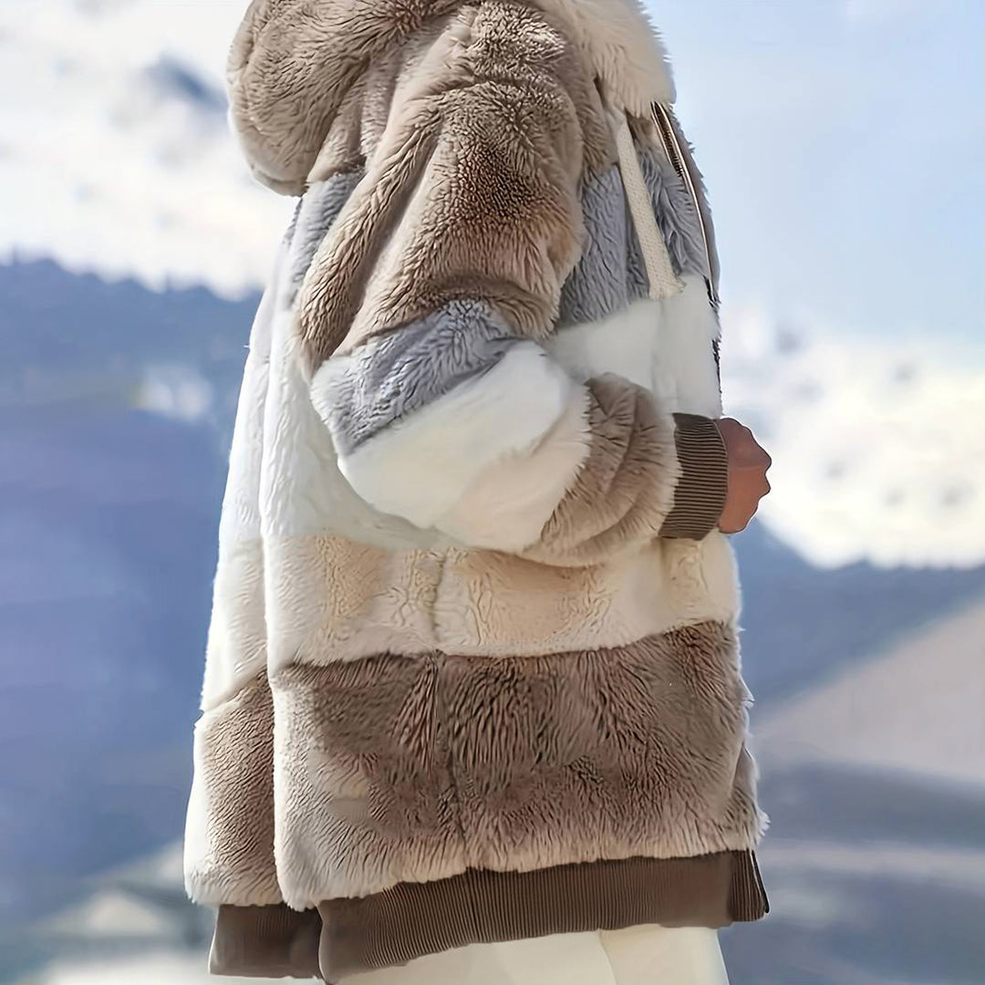 Hoodira | Weiche Kapuzenfleecejacke für Damen