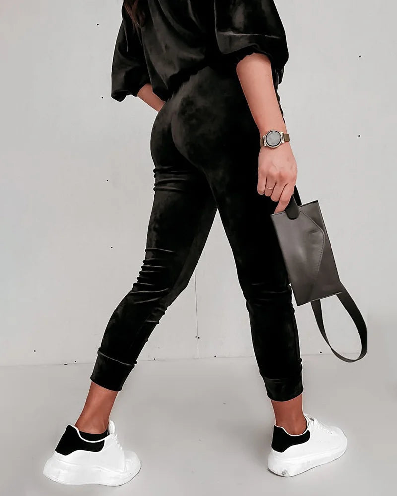 Izabella - Eleganter Samt-Lounge-Anzug