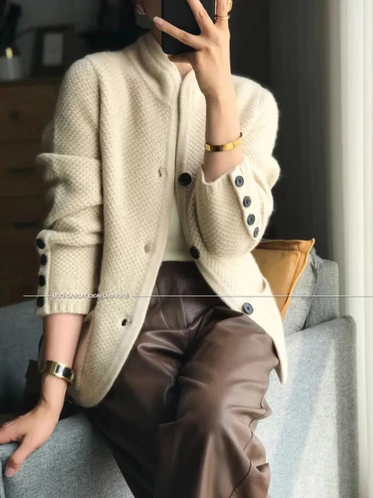 Lillymoda | Jasmine - Eleganter Strickcardigan mit Hohem Kragen