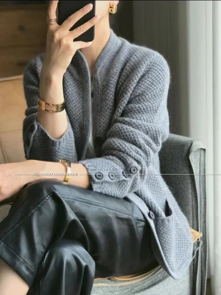 Lillymoda | Jasmine - Eleganter Strickcardigan mit Hohem Kragen