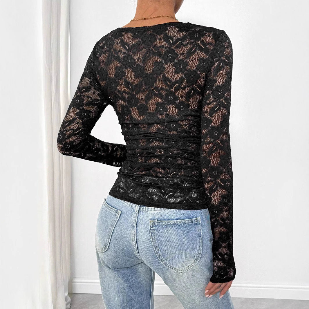 Spitzenbluse mit Blumenmuster und Plissee – Elegante Bluse mit quadratischem Ausschnitt