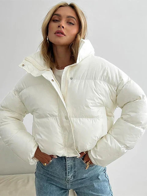 Moderne, warme, kurze Pufferjacke Damen
