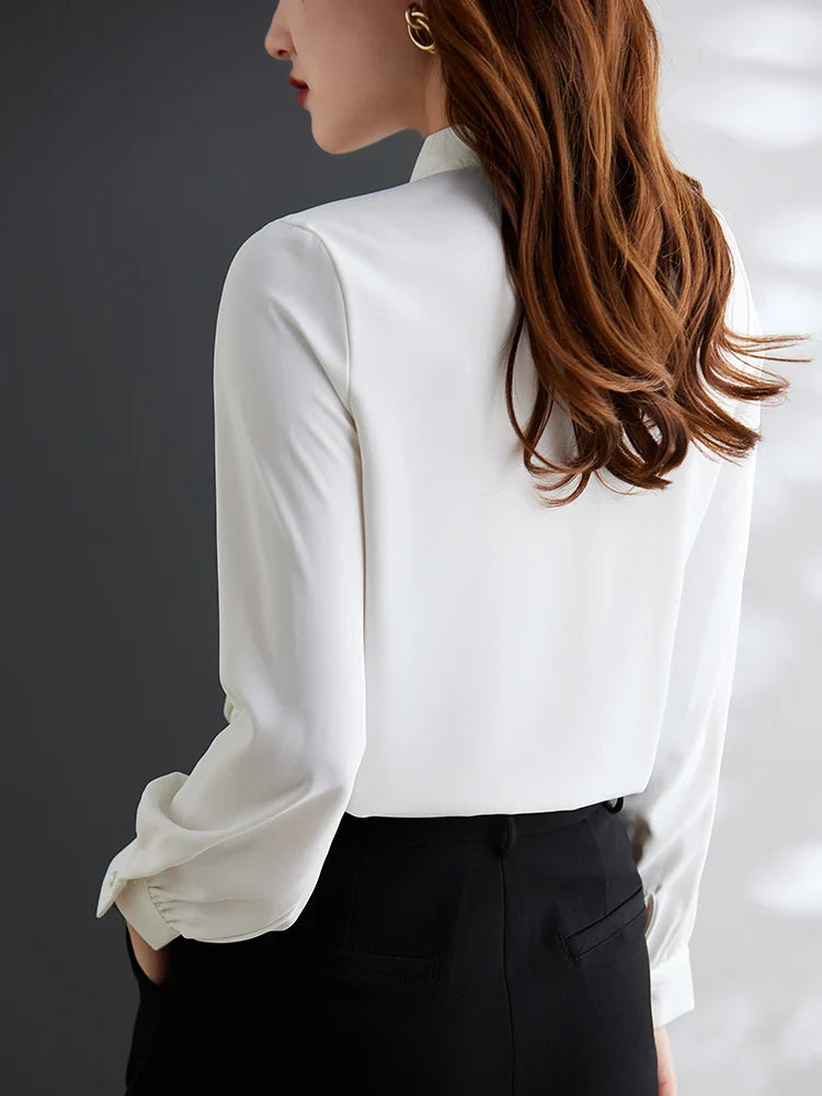 Lillymoda | Amelie - Elegante Bluse mit Geknöpfter Fliege