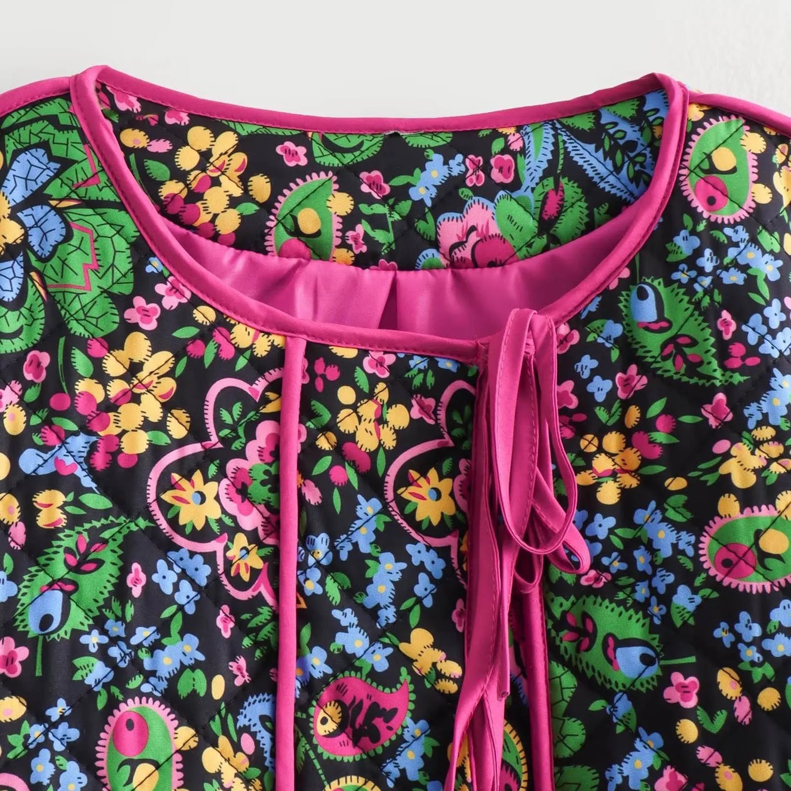 Lillymoda | Greta - Stylische farbenfrohe wattierte Strickjacke