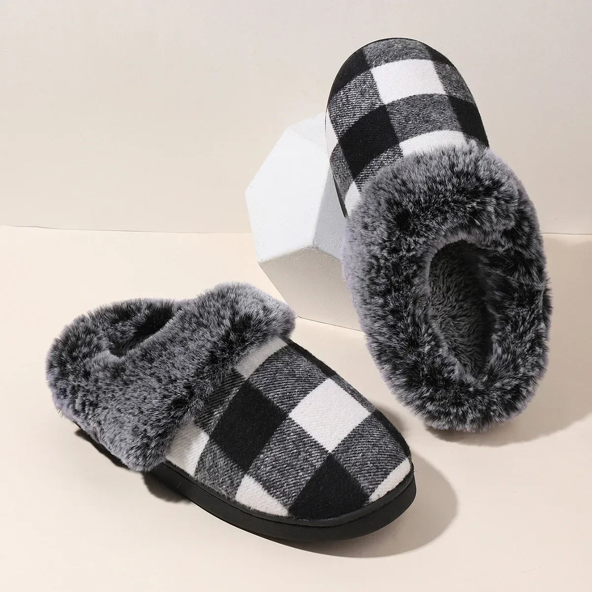 Lillymoda | Cozy Plaid - dicke gemütliche Fleece-Pantoffeln
