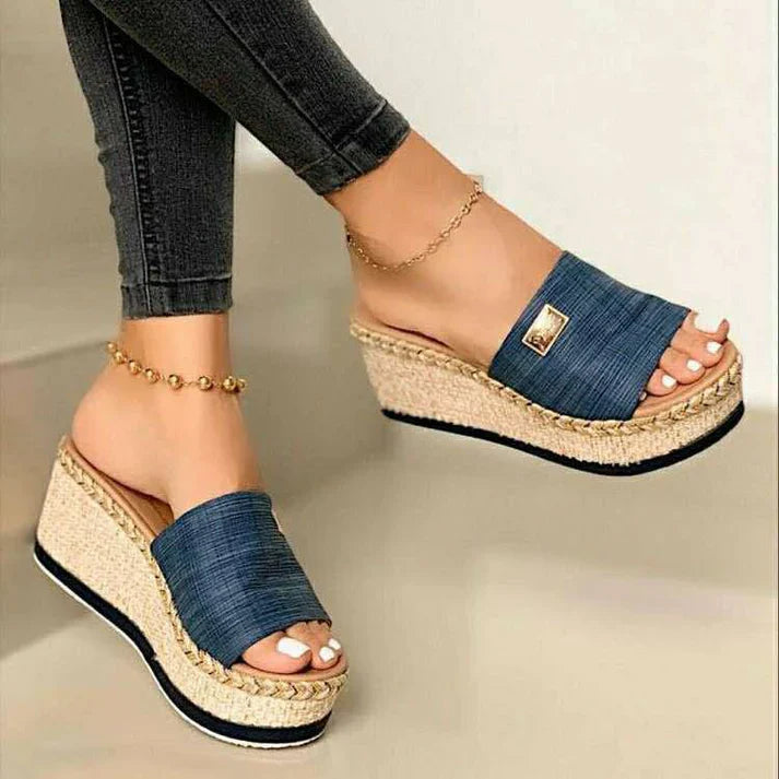Kornelia - Orthopädische Espadrille Wedges in Schwarz