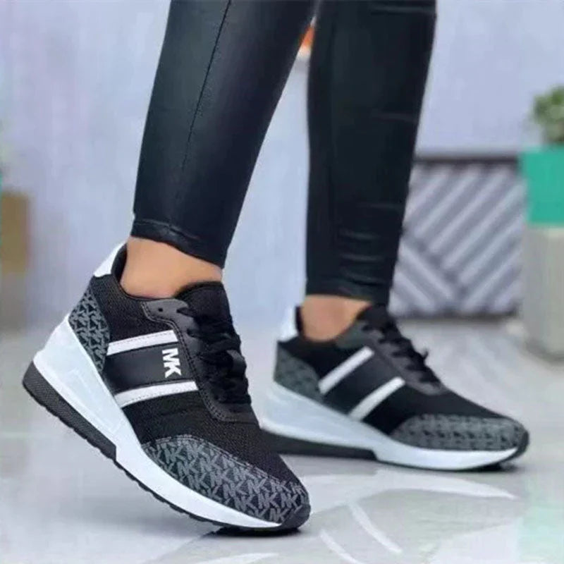 Tove - Bequeme Low-Top-Sneaker mit Streifenakzent