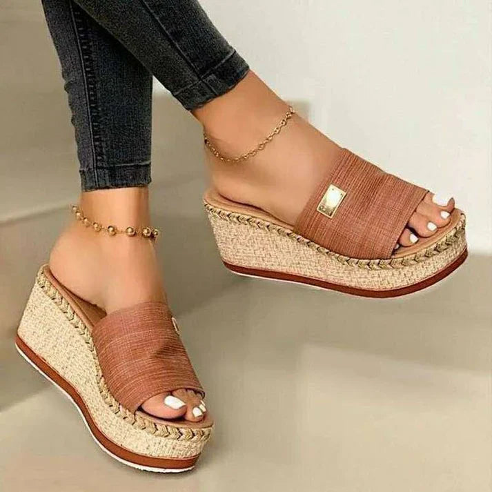 Kornelia - Orthopädische Espadrille Wedges in Schwarz