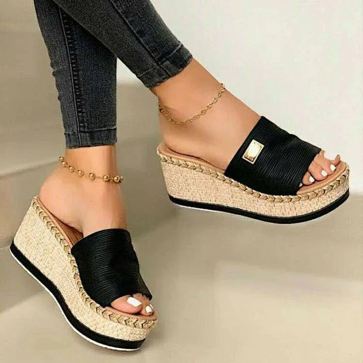 Kornelia - Orthopädische Espadrille Wedges in Schwarz