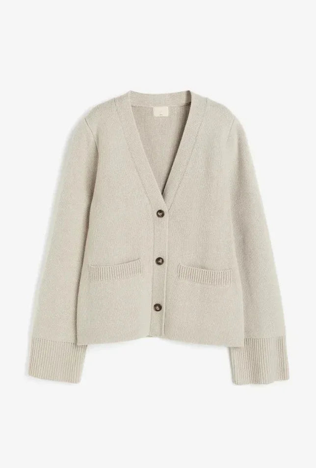 Lillymoda | Isabella - Lässige Strickjacke mit V-Ausschnitt und Taschen