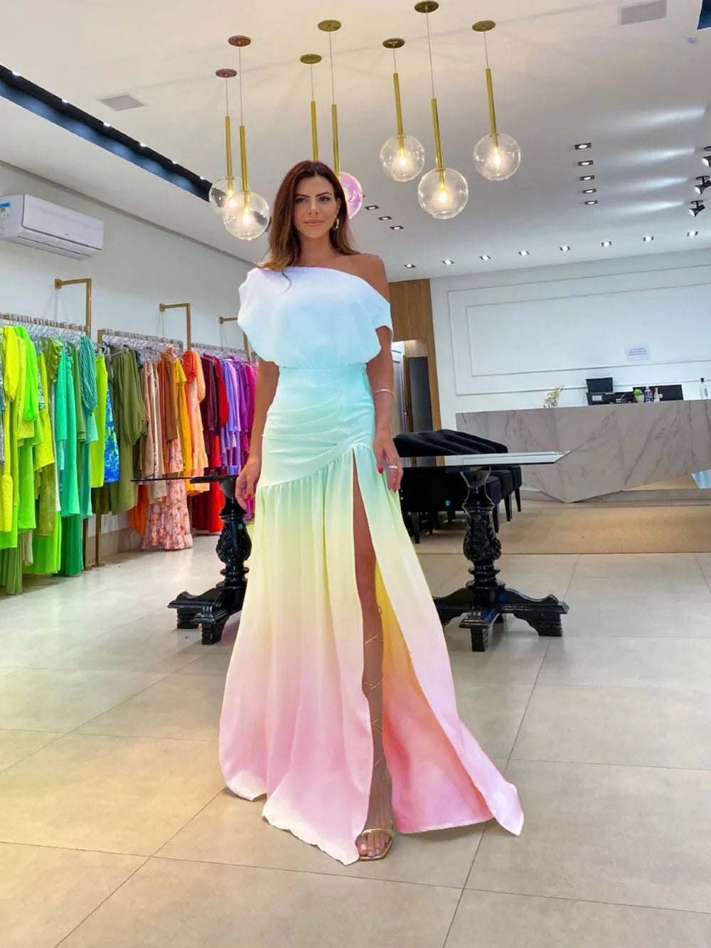 Lillymoda | Keira - Elegantes Ein-Schultern Kleid mit Schlitz