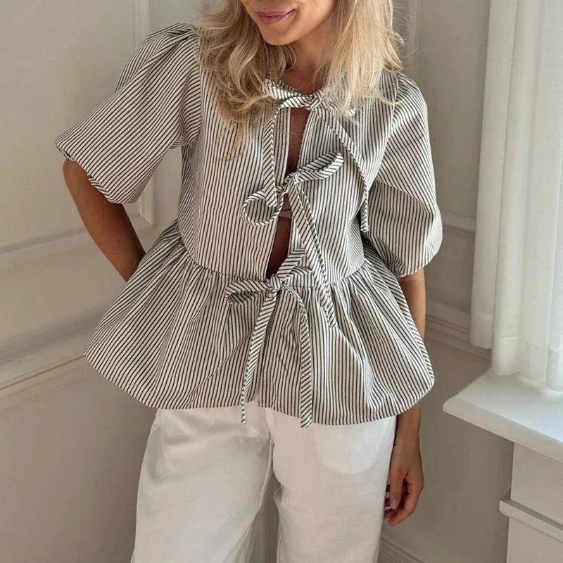 Mova | Vintage Gestreifte Bluse mit Krawattenschleife