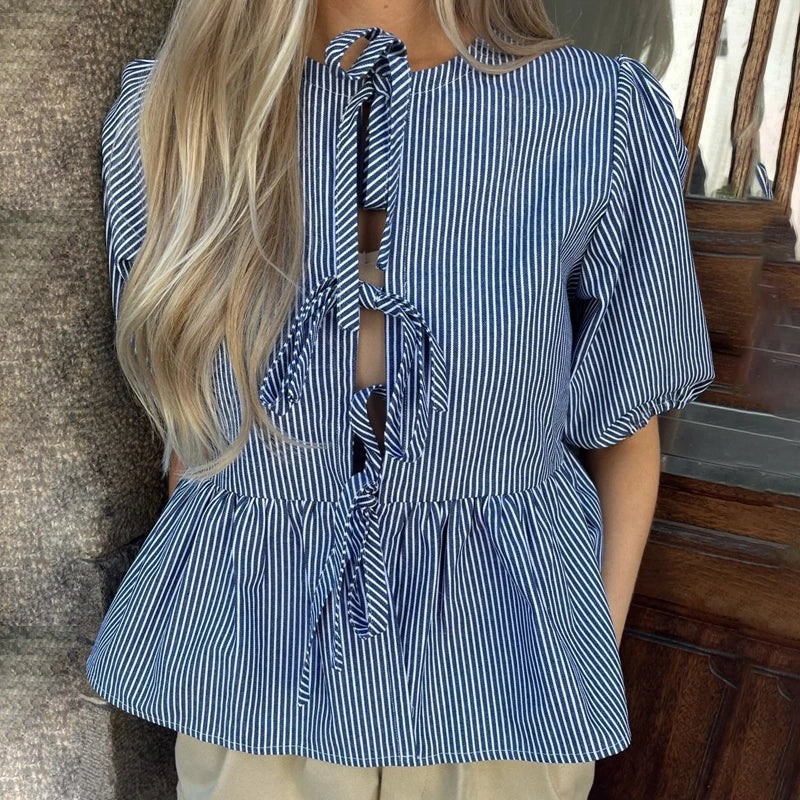 Mova | Vintage Gestreifte Bluse mit Krawattenschleife