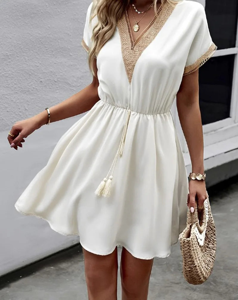Lillymoda | Darla - elegantes Minikleid mit V-Ausschnitt