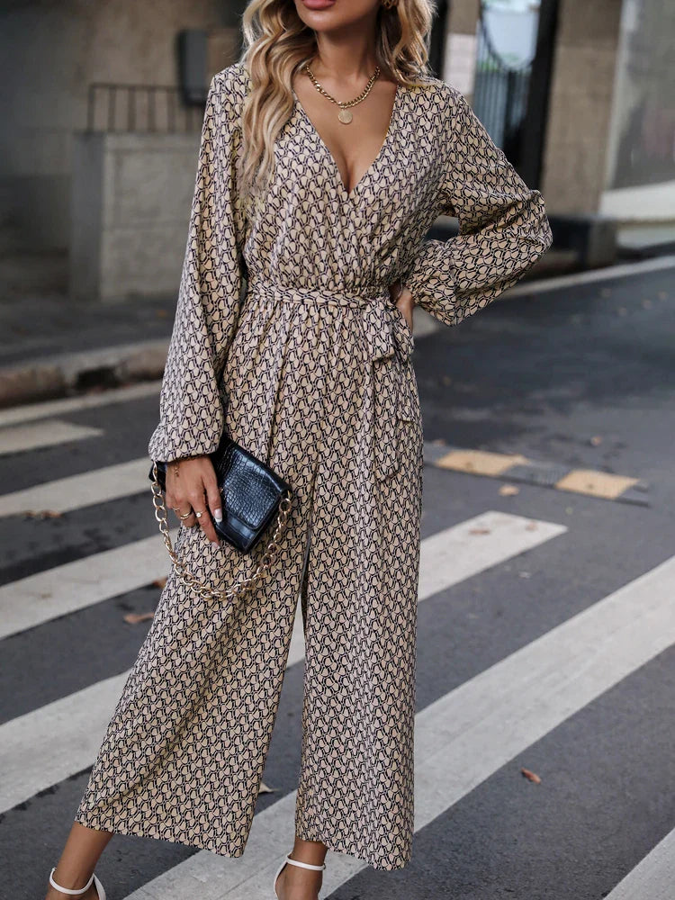 Farah - Modischer, langärmliger Jumpsuit mit V-Ausschnitt