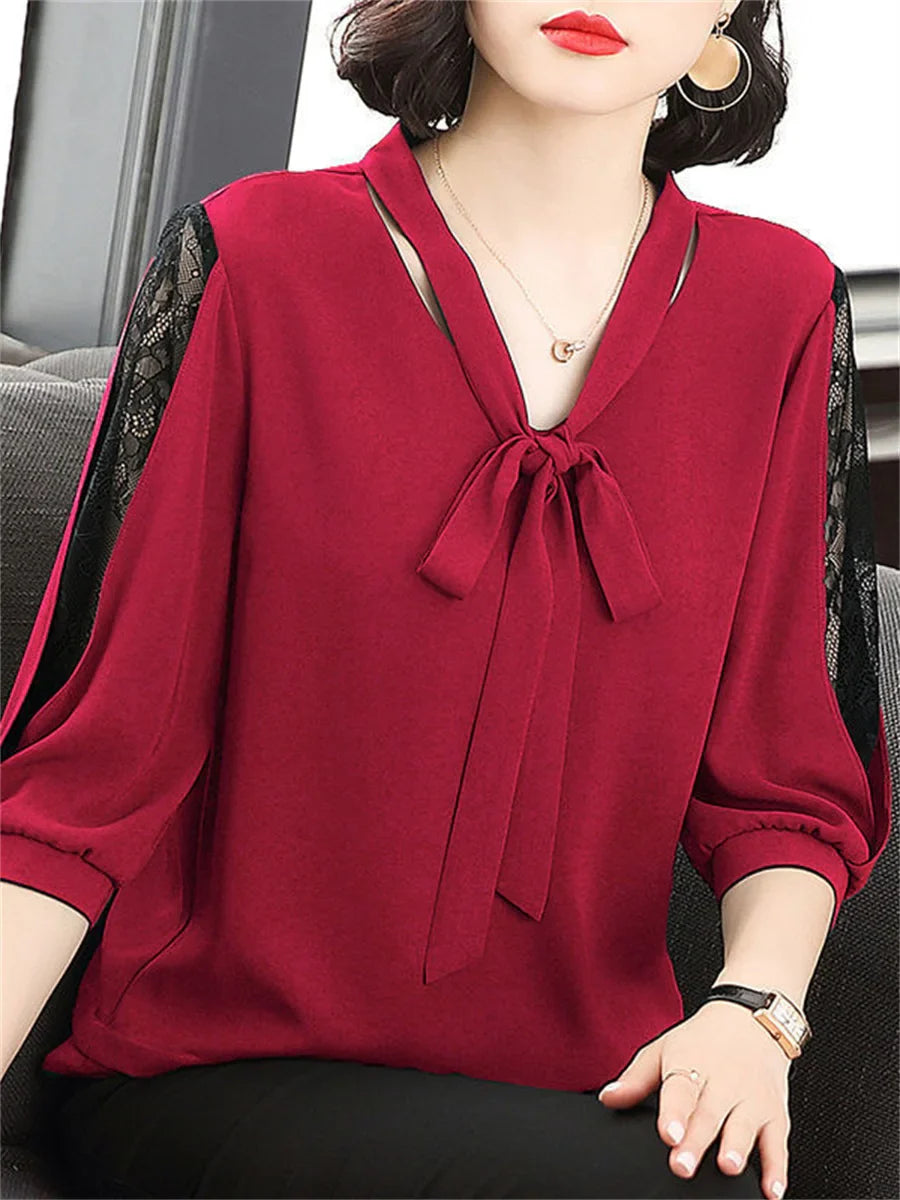 Yolanda - Bluse mit Schleifenkragen und Spitzenärmeln