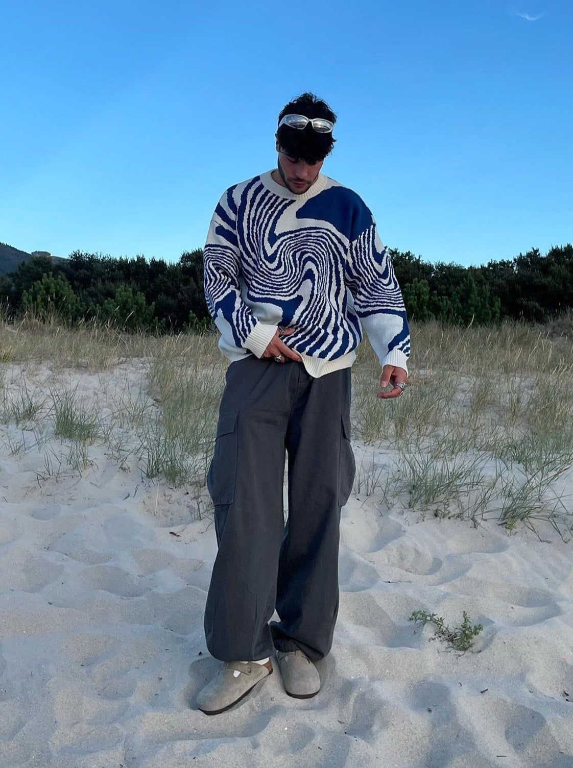 Fathima- Wellenlinien Strickpullover